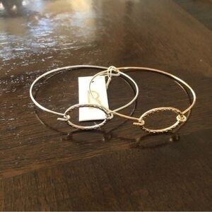 NWT Bancroft Alize Hammered Oval Bracelet Set
